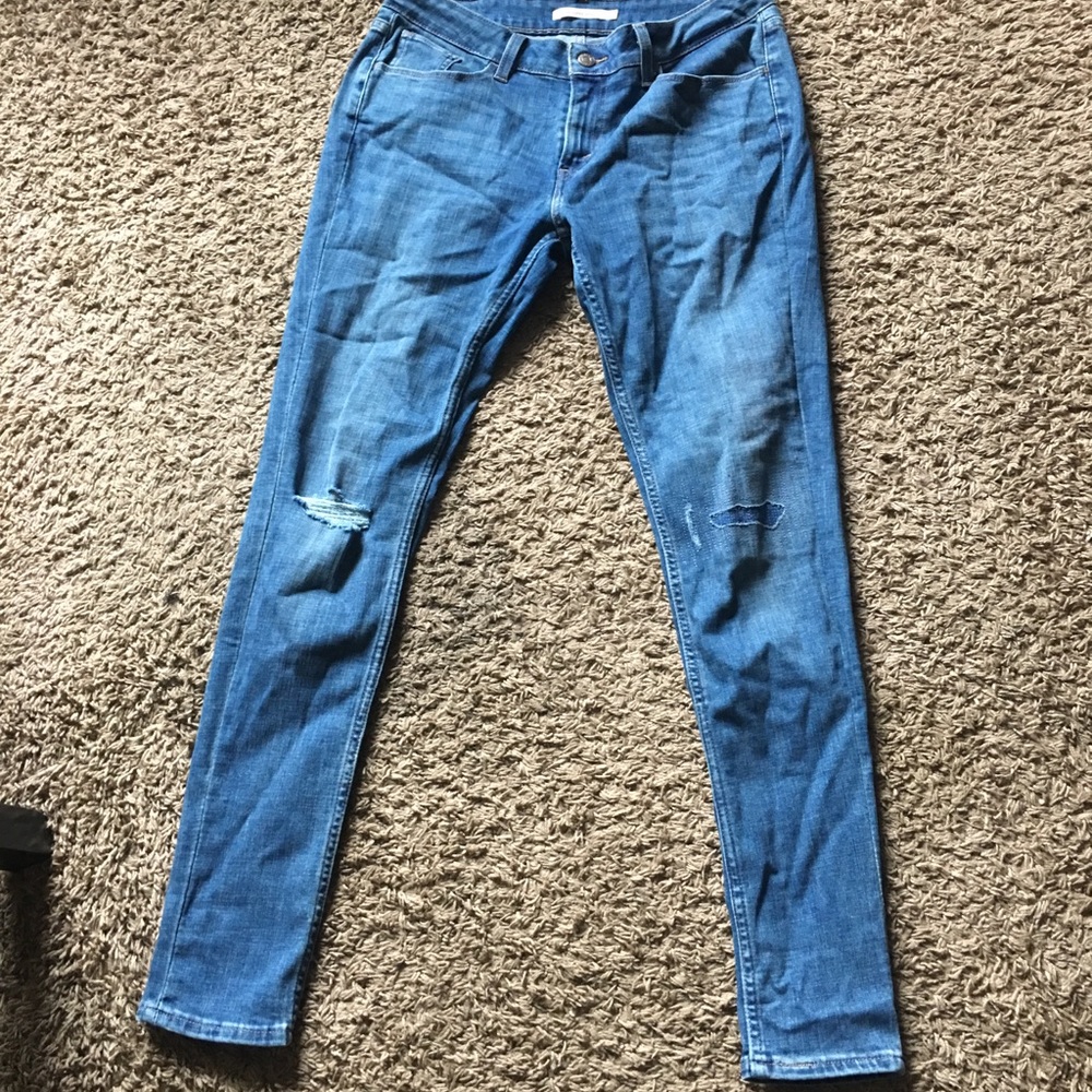 LEVI JEANS